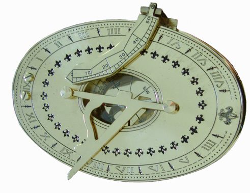 Sundial with compass